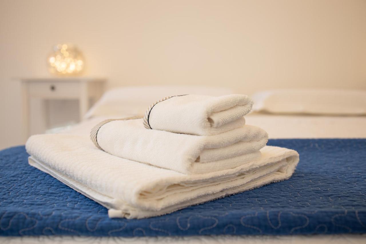Vincent Suite Luxury B&B Palo del Colle Luaran gambar